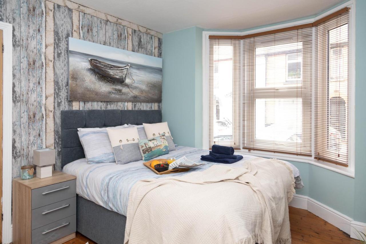 Cosy 3 Bedroom House - Private & Central - Ultra Wifi Canterbury Buitenkant foto