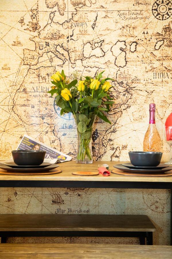 Cosy 3 Bedroom House - Private & Central - Ultra Wifi Canterbury Buitenkant foto
